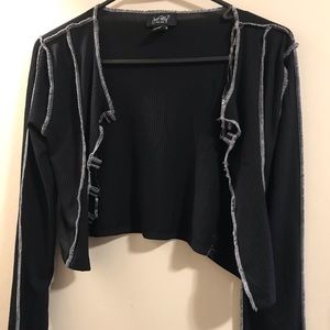 CROPPED COVER UP🖤